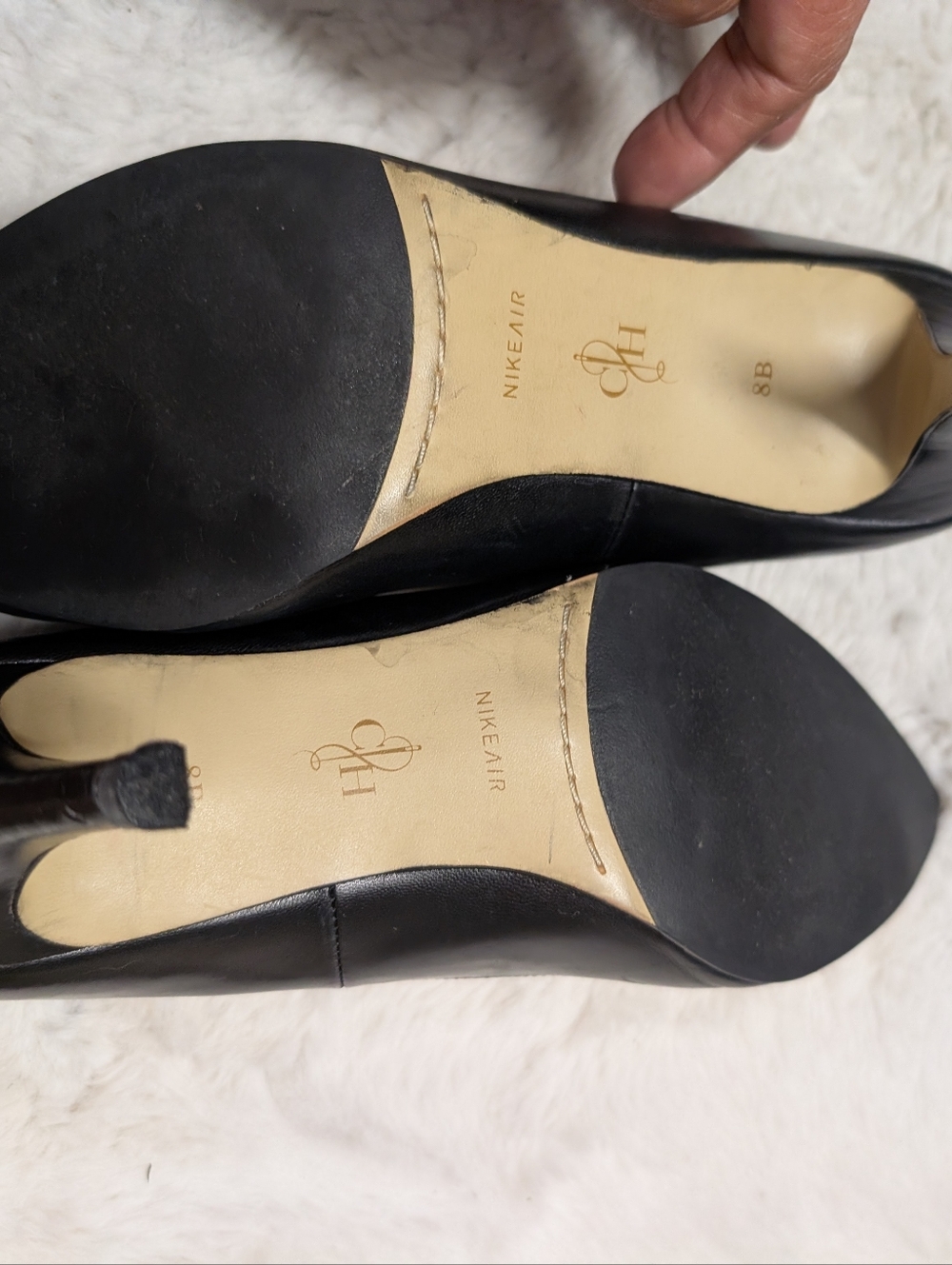 Cole Haan Black Pointed-Toe Leather Pumps - Picture 4 of 5